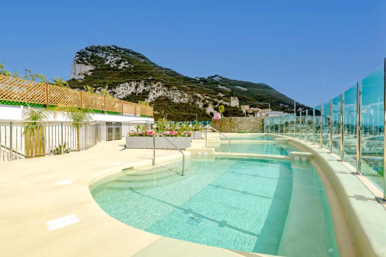 Seaside Serenity Oasis - High Floor - Stunning Views Gibraltar Exteriör bild