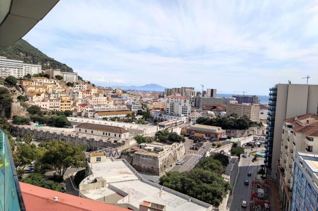 Seaside Serenity Oasis - High Floor - Stunning Views Gibraltar Exteriör bild